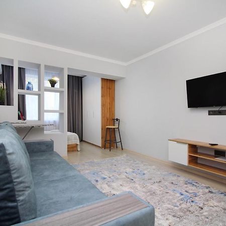 Cozy Studio In The Best Area! 5 알마티 외부 사진
