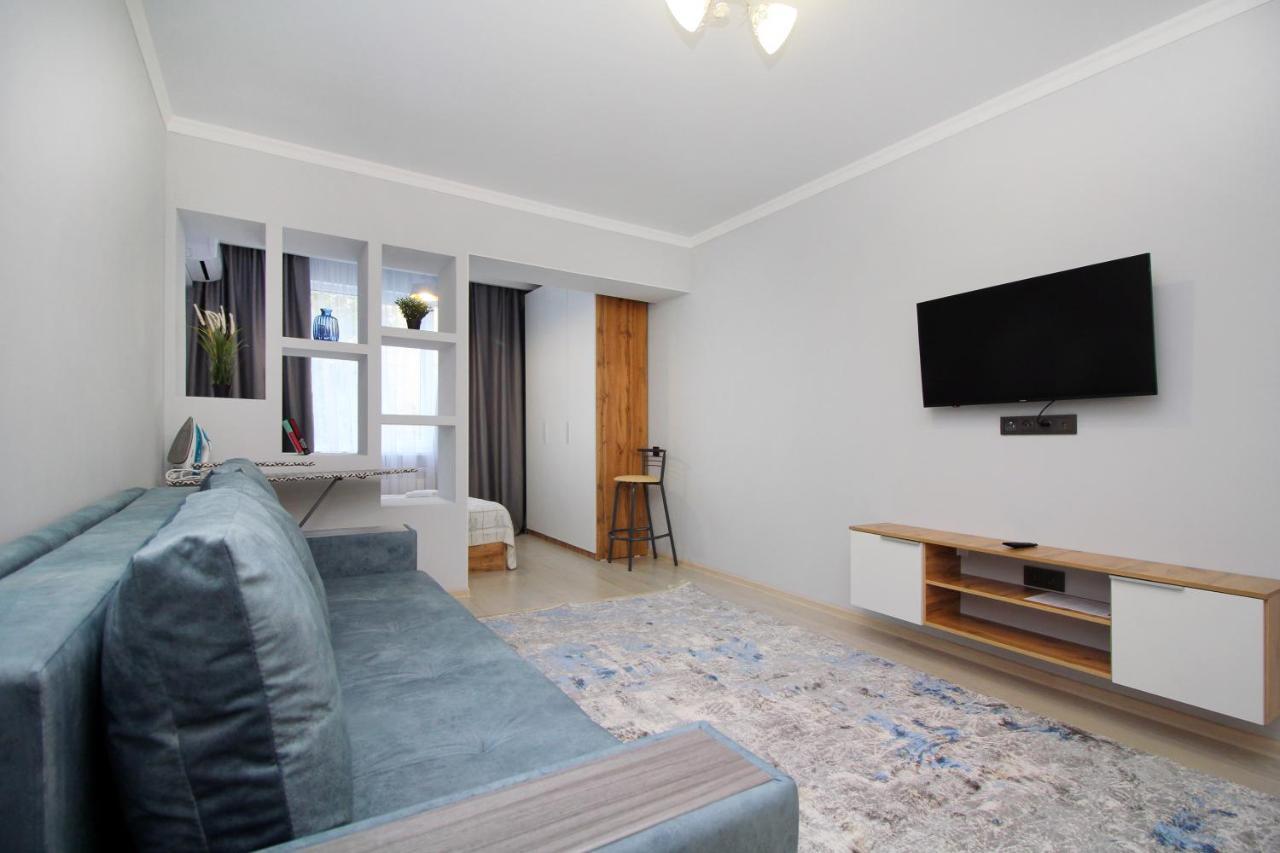 Cozy Studio In The Best Area! 5 알마티 외부 사진