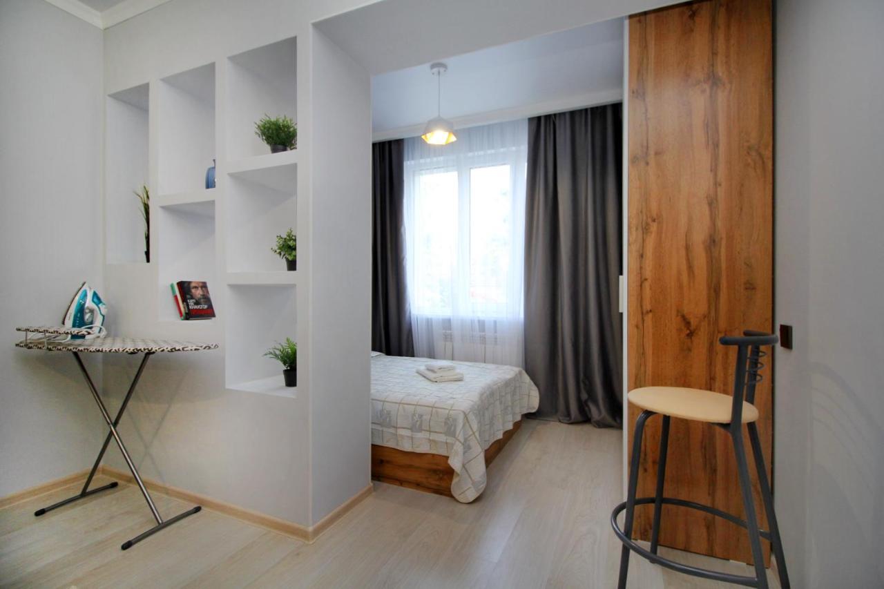 Cozy Studio In The Best Area! 5 알마티 외부 사진