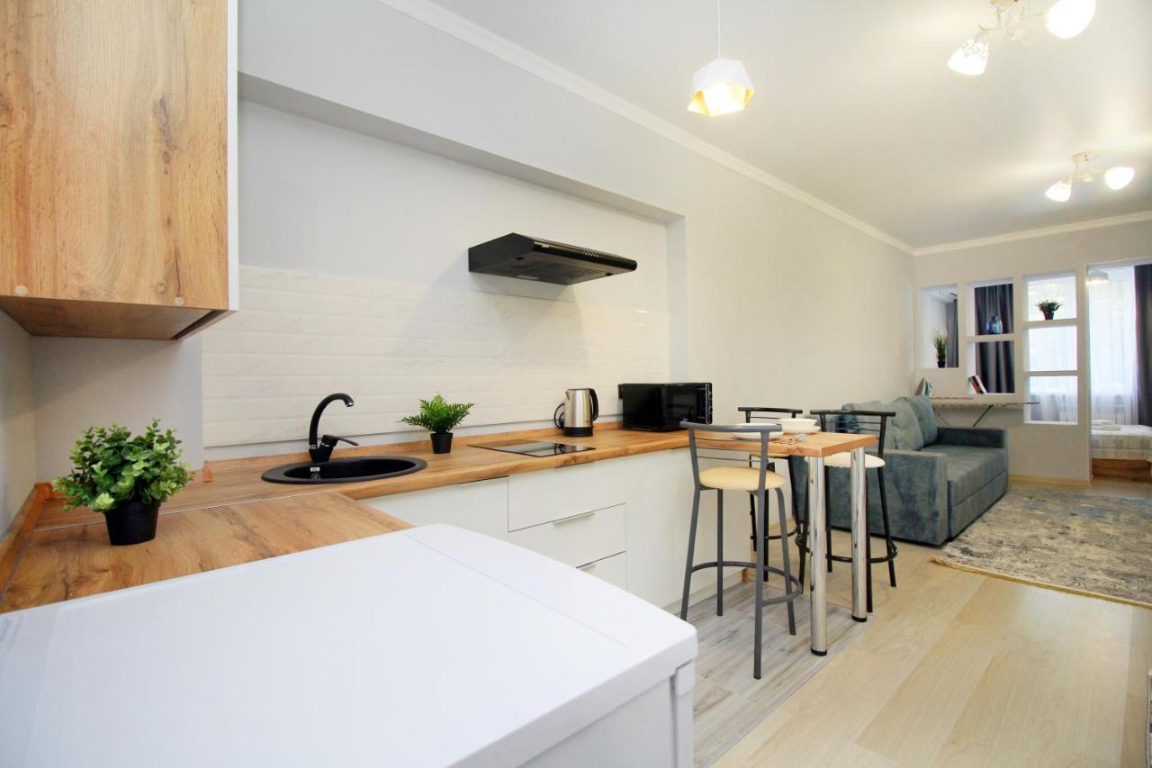 Cozy Studio In The Best Area! 5 알마티 외부 사진