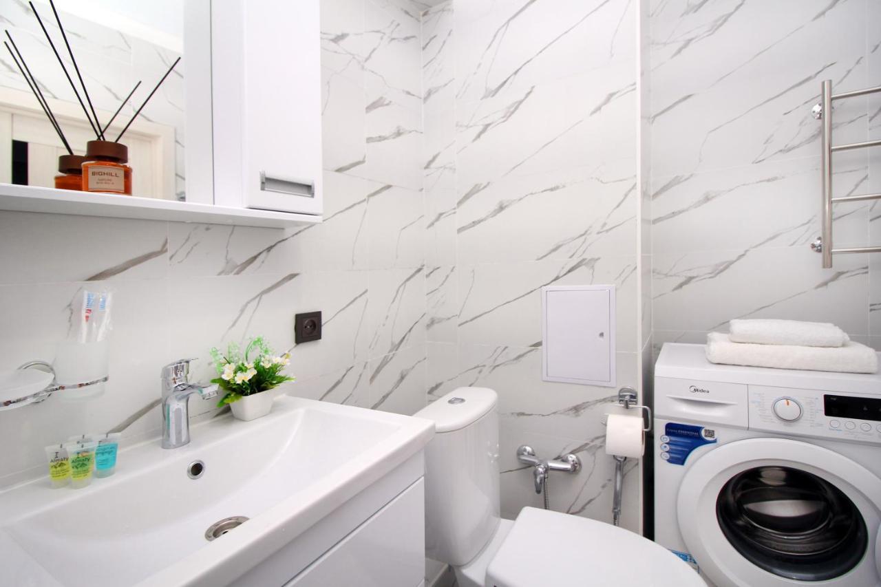 Cozy Studio In The Best Area! 5 알마티 외부 사진